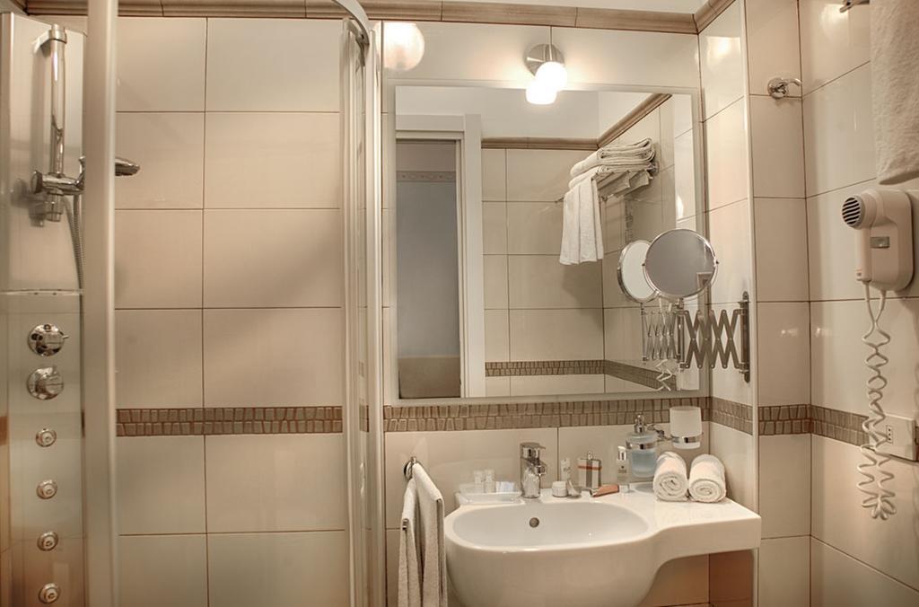 Hotel Cadiz